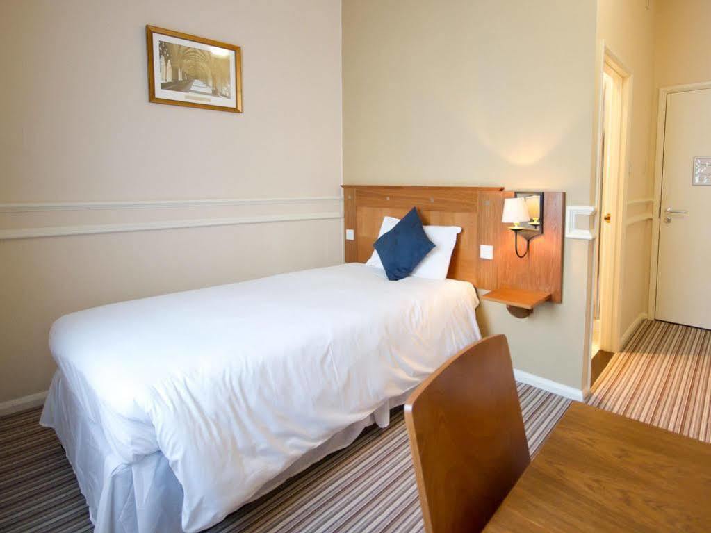 The Town House By Innkeeper'S Collection Hotel